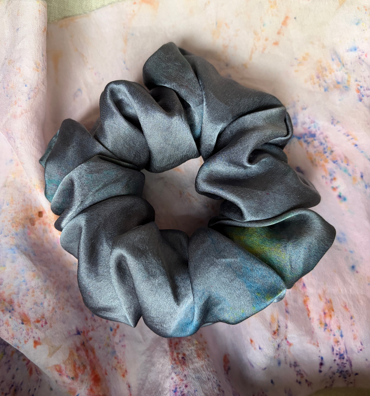 Selyem Scrunchie Maxi