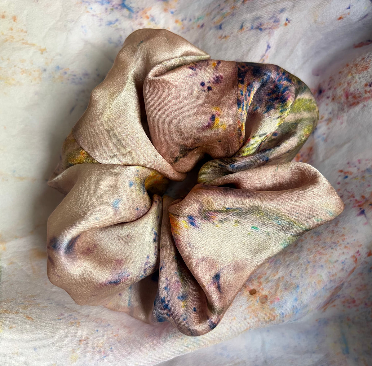 Selyem Scrunchie Midi
