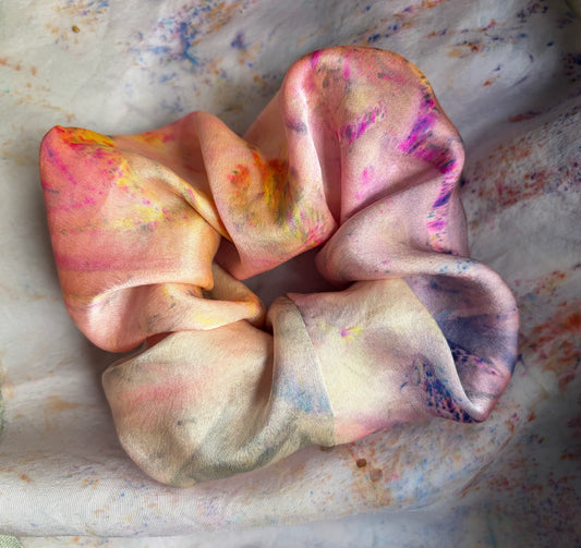 Selyem Scrunchie Midi