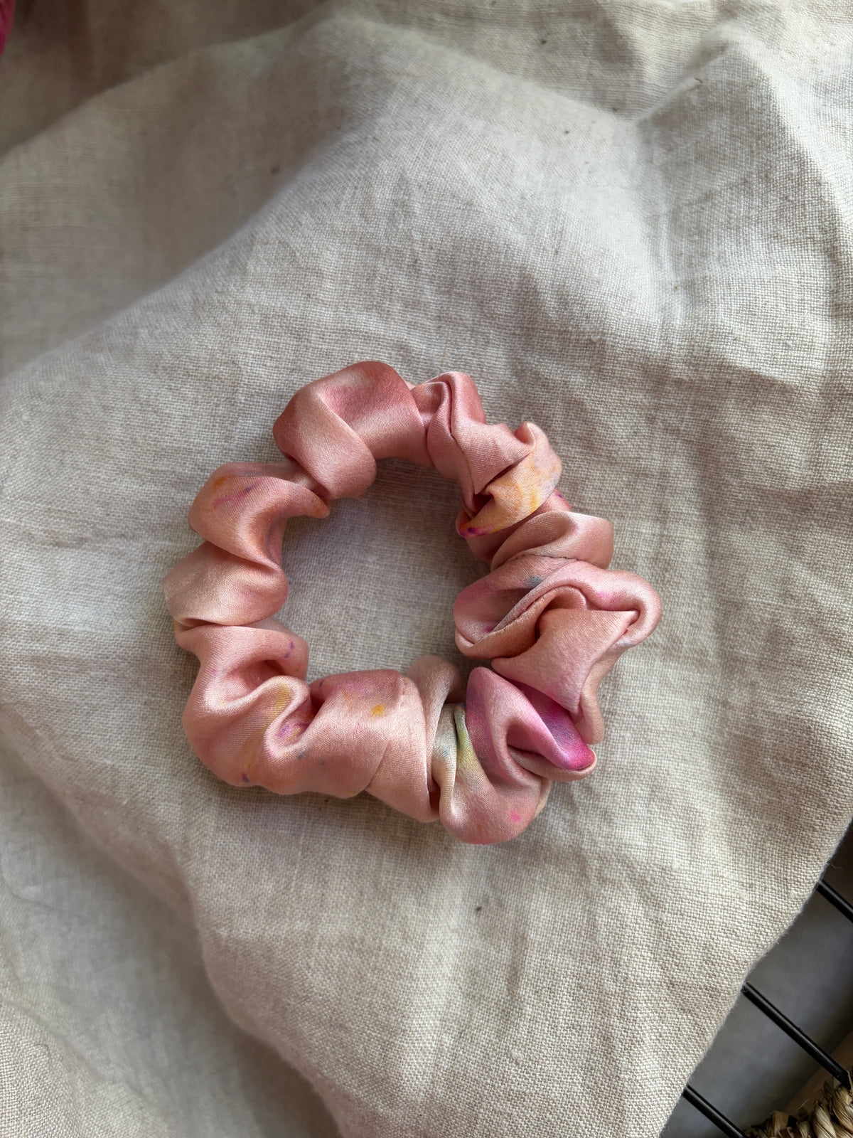 Selyem Scrunchie Mini