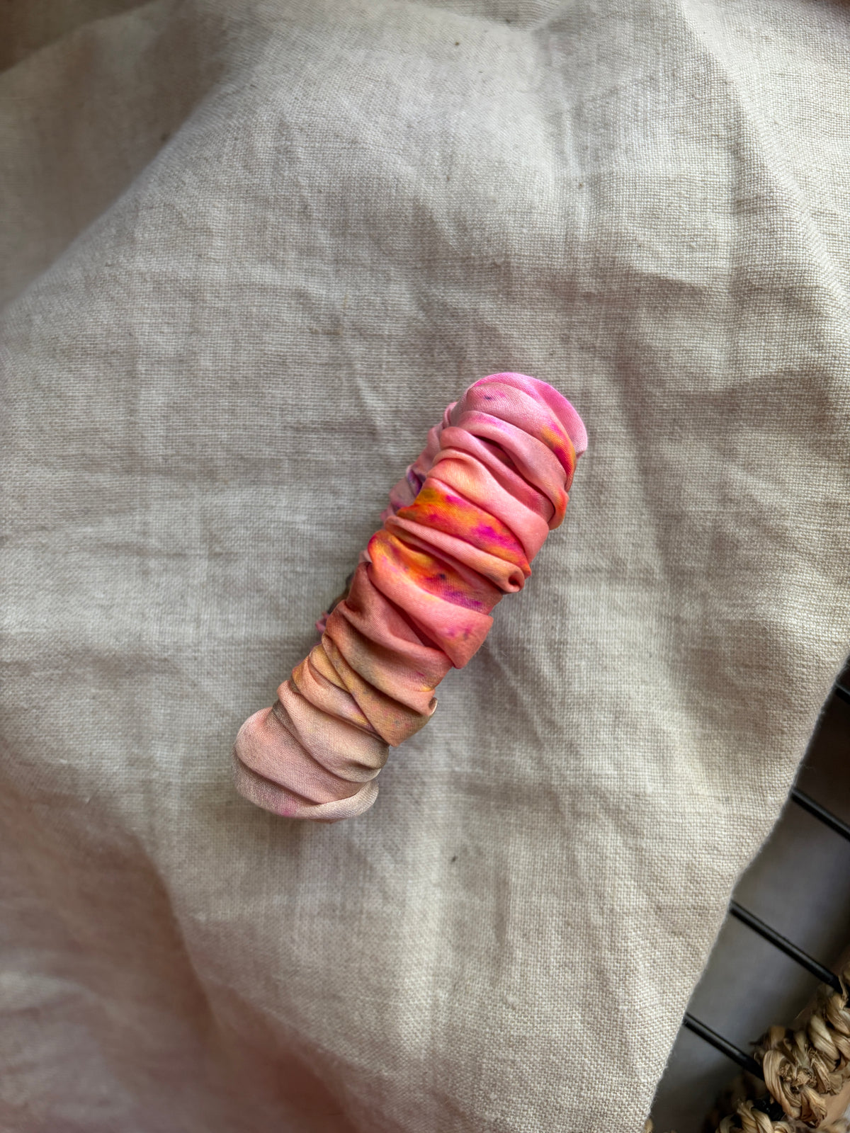 Selyem Scrunchie Mini